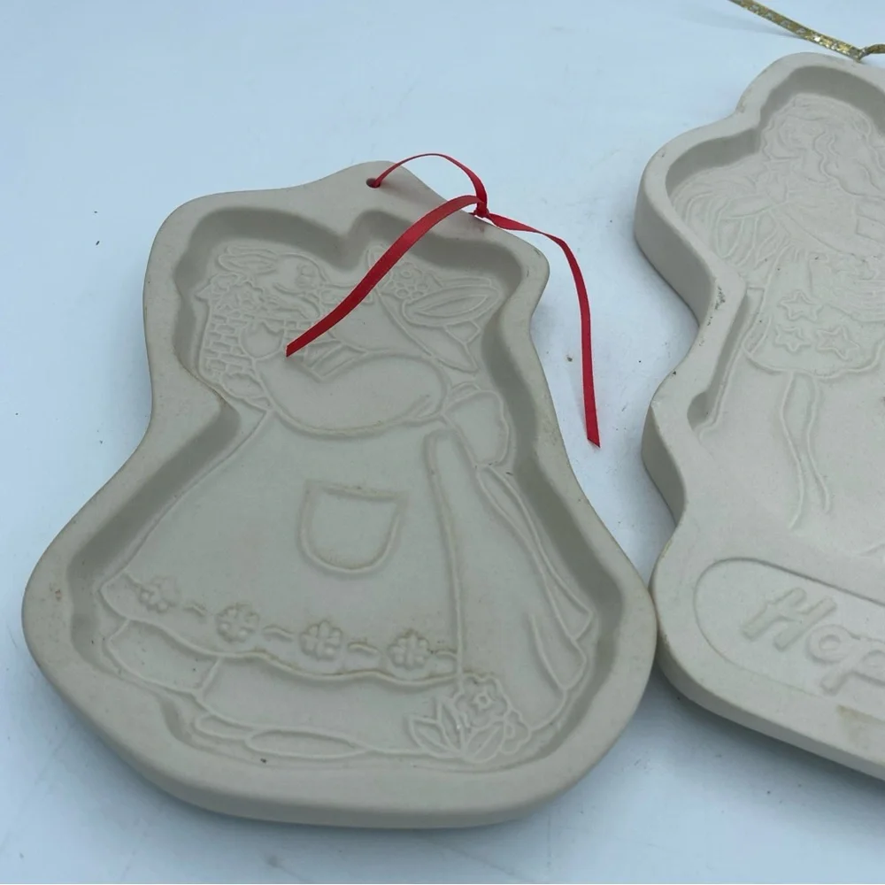 2 VTG Longaberger 1994 Pottery Cookie Molds Angel Hope And East Bunny Series